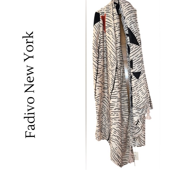 fadivo new york Accessories - 🤍NWT Fadivo New York Wrap Scarf